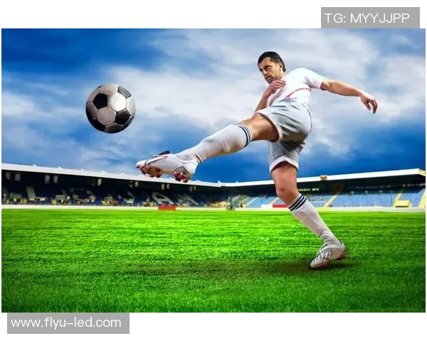 足球运动员如何塑造球星形象并影响全球体育文化的演变